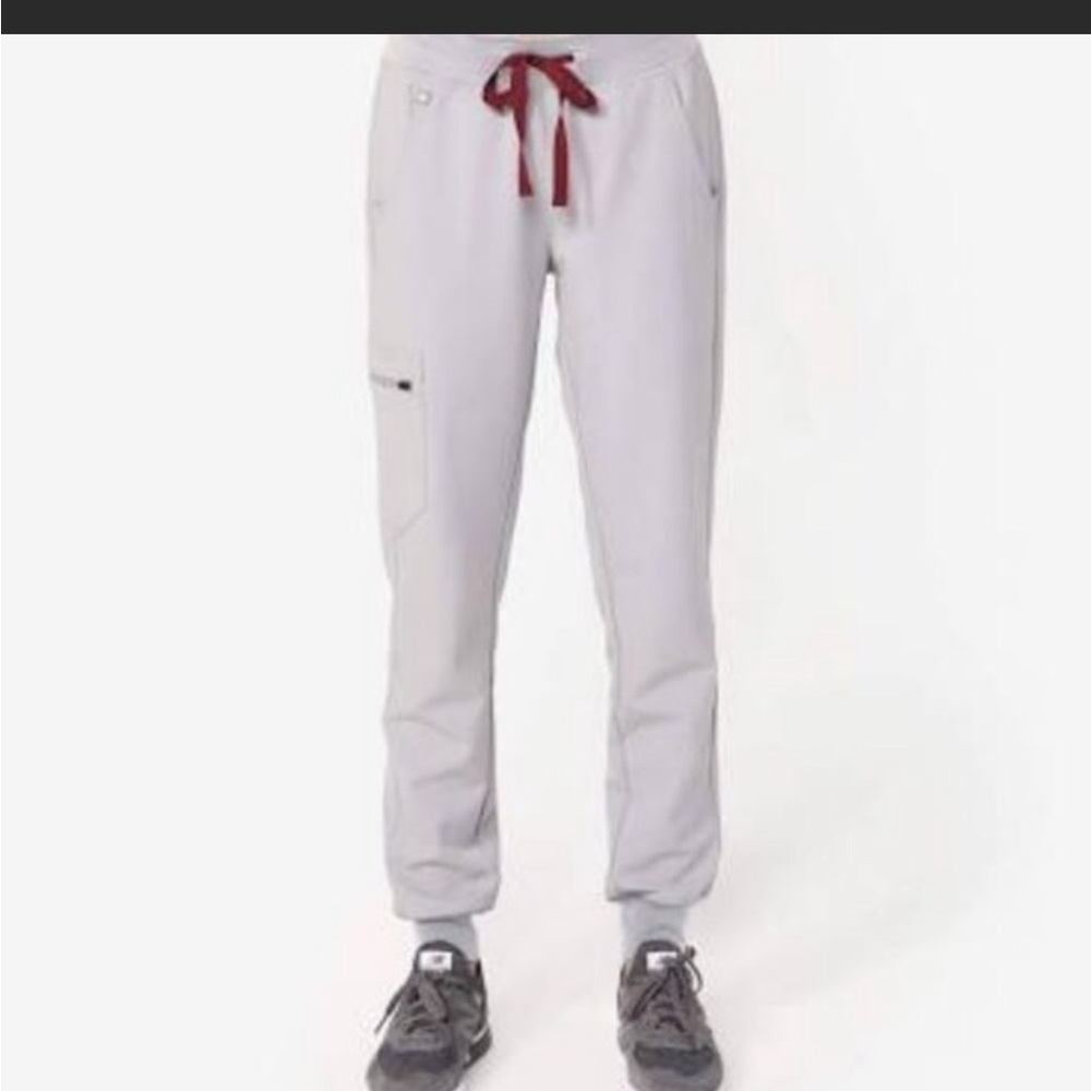 Figs light grey jogger scrub pants